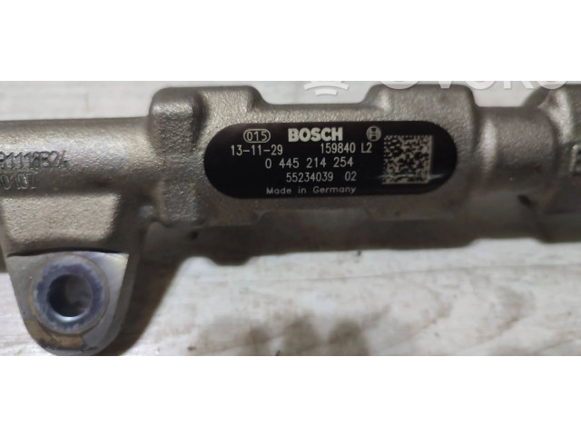 Топливная рампа 55234039, 0445214254   Jeep Cherokee  