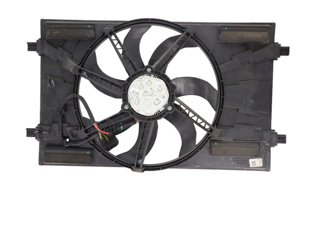 Вентилятор радиатора Audi A3 S3 8V