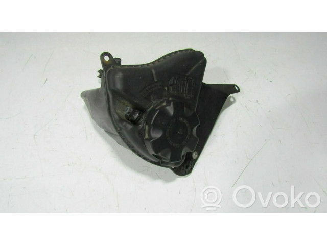 Расширительный бачок охлаждающей жидкости