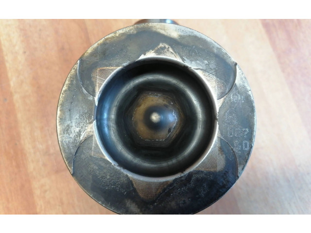  Поршень M9R 10653, 1295  Renault Trafic II (X83)  