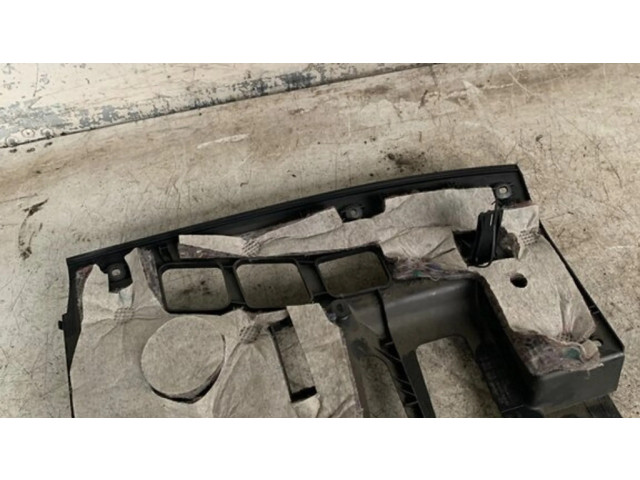 Отделочный щит панели (нижний)