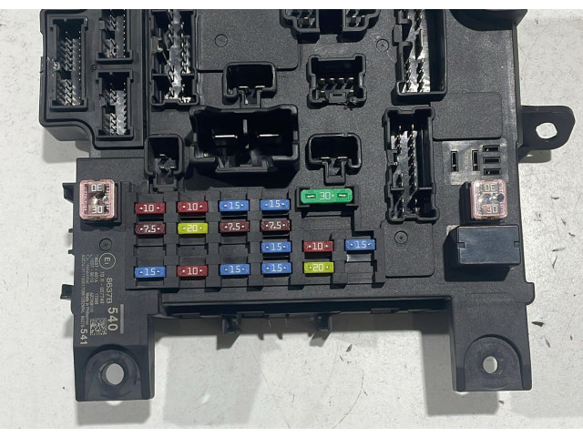 Блок предохранителей 10R-057749, 10R-057749 Mitsubishi ASX