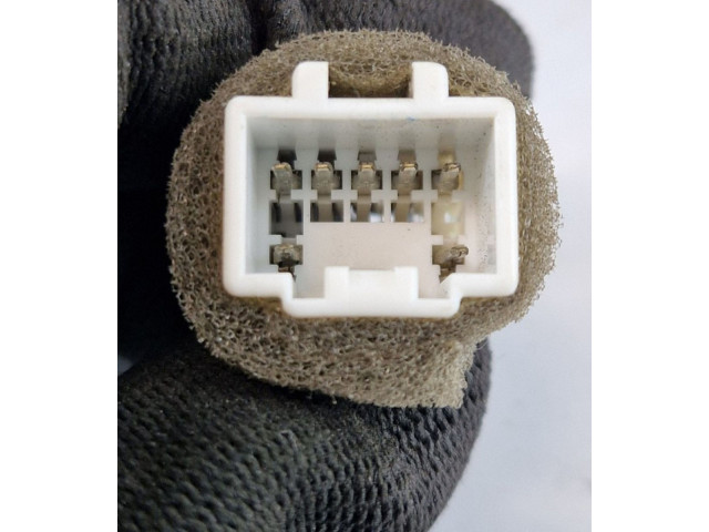 Зеркало электрическое Mitsubishi L200 2006 - 2014 года