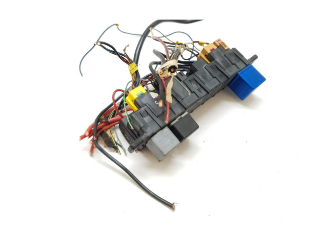   Pojistková skříňka 4A0941822, 4A0941822   Audi A8 S8 D2 4D 1998