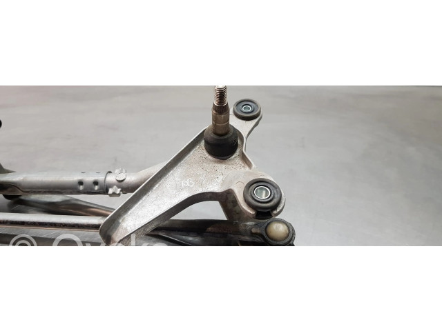 Моторчик дворников LR058845, FK7217500AA    Land Rover Discovery Sport