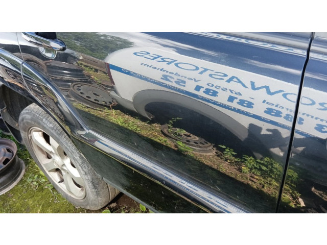 Задняя дверь