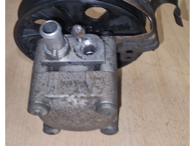 Насос усилителя руля 30741121 Volvo V70