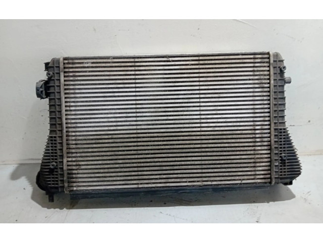 Интеркулер 1KO145803M Volkswagen Touran I