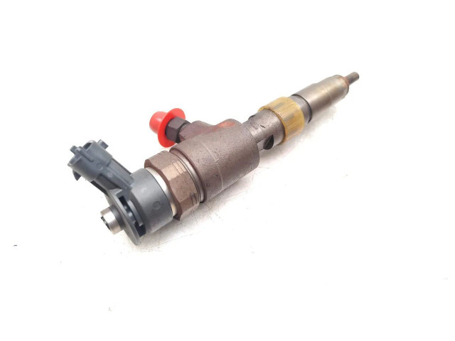 Форсунка 0445110739    Peugeot Expert  9HM(DV6UC) 