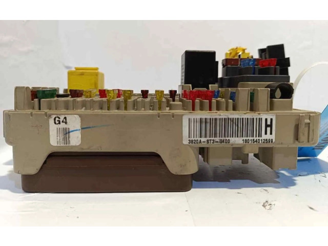 Pojistková skříňka 3820AST3G400 Honda Civic