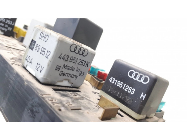 Pojistková skříňka 443941822B, 223 Audi 80 90 S2 B4 1994