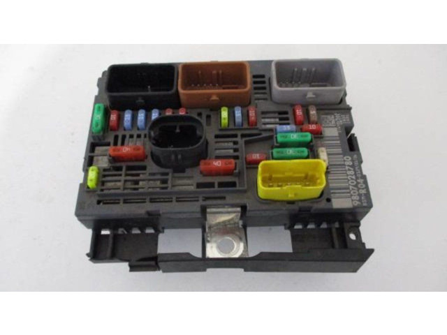 Pojistková skříňka Řídící jednotka BSM 9807028780, R04 Peugeot Partner 2016