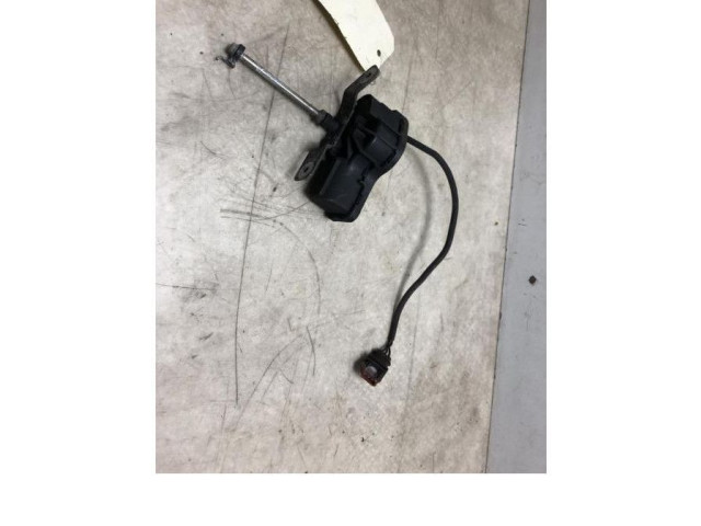 Моторчик дворников     Volvo S70  V70  V70 XC