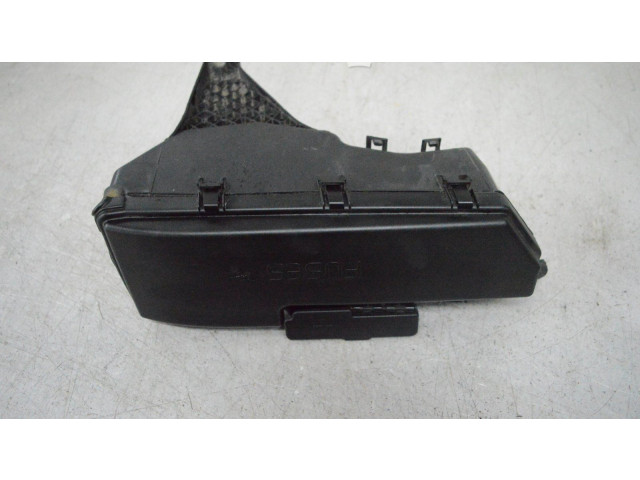 Блок предохранителей    518829015   Volvo V70