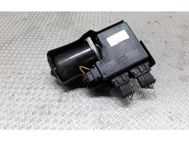 Моторчик дворников 60614944 Alfa Romeo 166