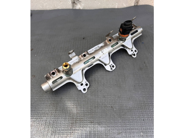 Vstřikovací lišta 06J133317M Audi A4 S4 B8 8K