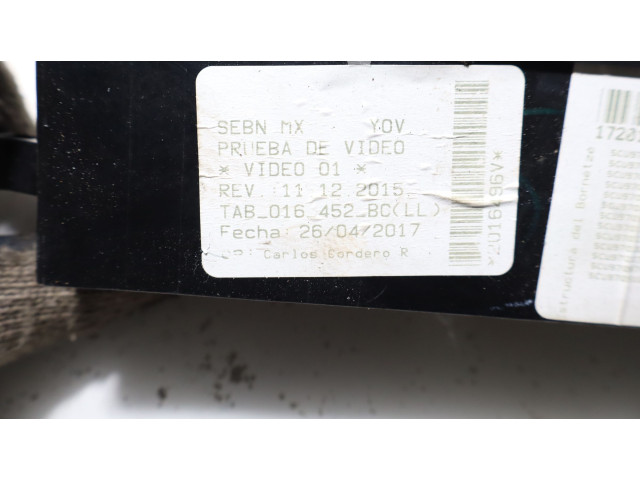 Блок предохранителей Volkswagen Jetta VI