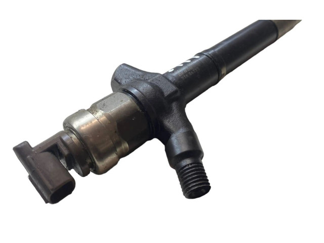 Vstřikovač 2367051030 Toyota Land Cruiser (J200)