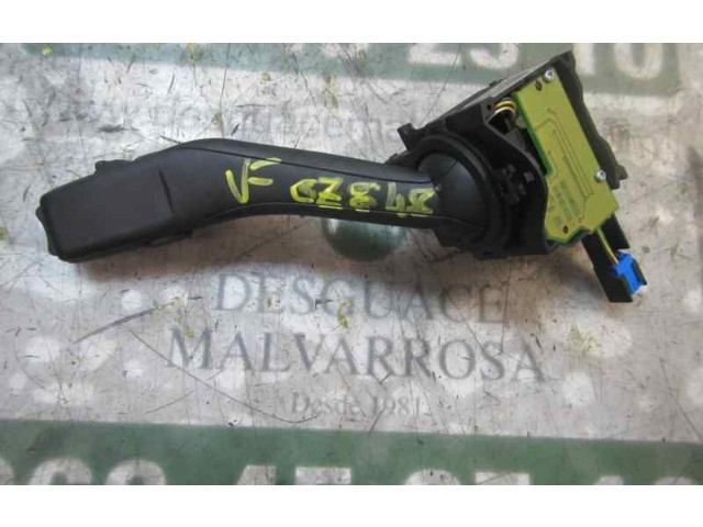 Ручка стеклоочистителей 1K0953519J9B9, 1K0953519A   Audi A3 S3 8P