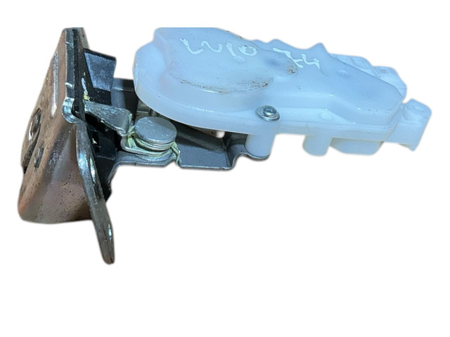 Zámek zadních dveří Citroen C-Crosser 2007