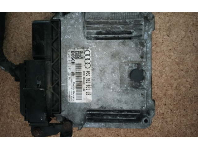 Блок управления двигателя 03G906021LS, 0281013297   Audi A3 S3 8P