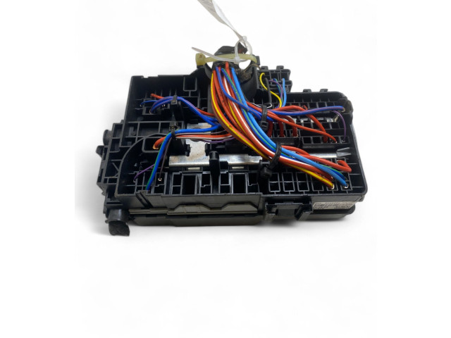 Блок предохранителей 31384034   Volvo XC90    