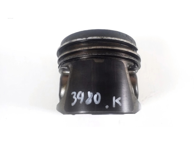 Píst A6420300717 Mercedes-Benz C W204 pro naftový motor 3.0 OM 642.961