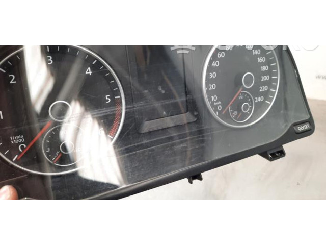 Přístrojová deska  Volkswagen Caddy 2020 2K5920866E  