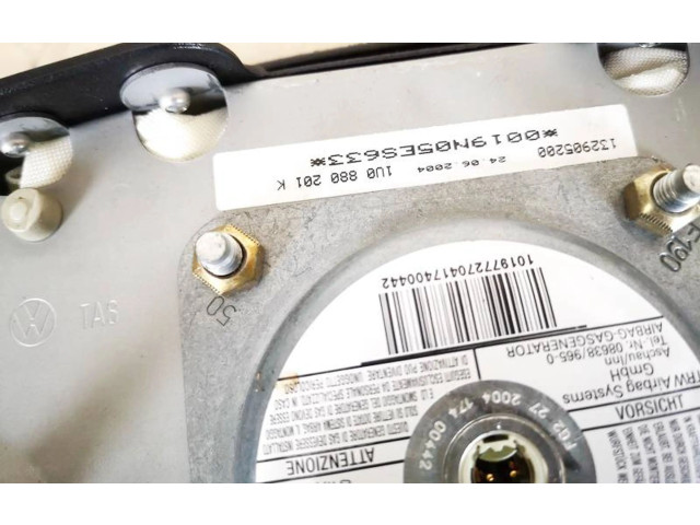 Подушка безопасности водителя 1u0880201k Skoda Octavia Mk1 (1U)