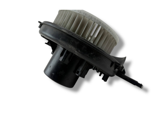 Вентилятор печки 6Q1819015J Audi A1