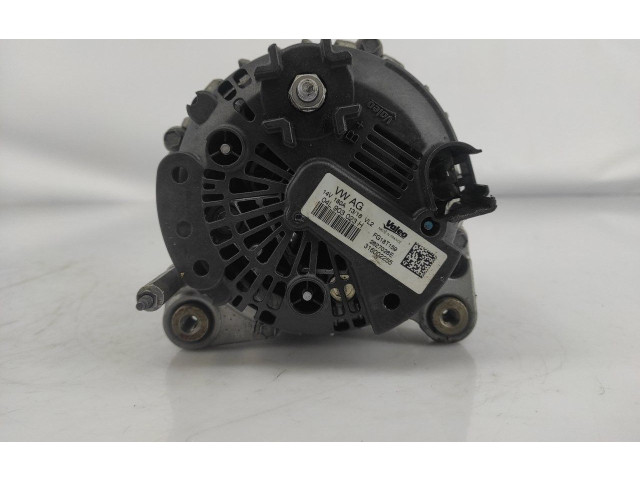 Генератор 04L903023H, FG18T159 Volkswagen Golf VII