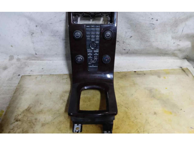 Блок управления климат-контролем    Volvo S40