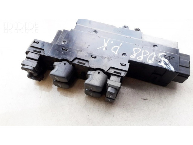 Включатель электрических окон