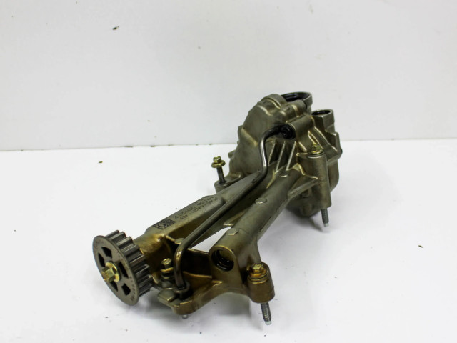 Масляный насос   JT4E6L681AA, JT4E6621AB  Ford F150 2.7