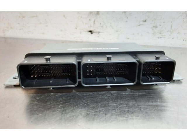 Блок управления двигателя 237103621S   Renault Twingo III