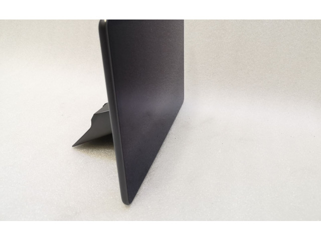 Дисплей 108954300J Tesla Model 3