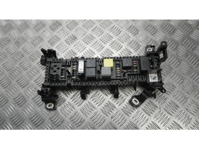 Pojistková skříňka A2465402714 Mercedes-Benz GLA W156 2016