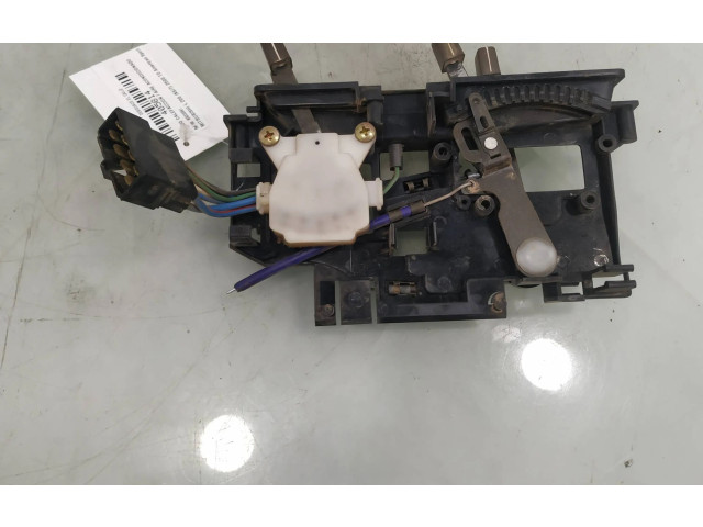 Блок управления климат-контролем MB330881, MB438504 Mitsubishi L200