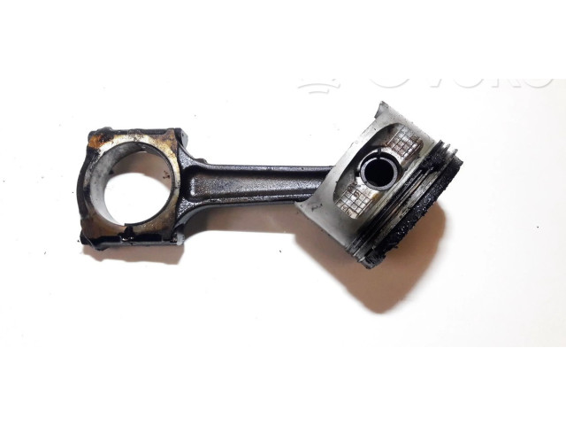 Píst Renault Espace III