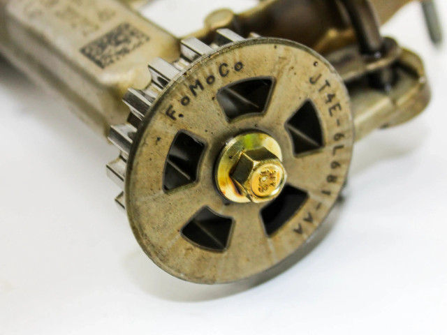 Масляный насос   JT4E6L681AA, JT4E6621AB  Ford F150 2.7