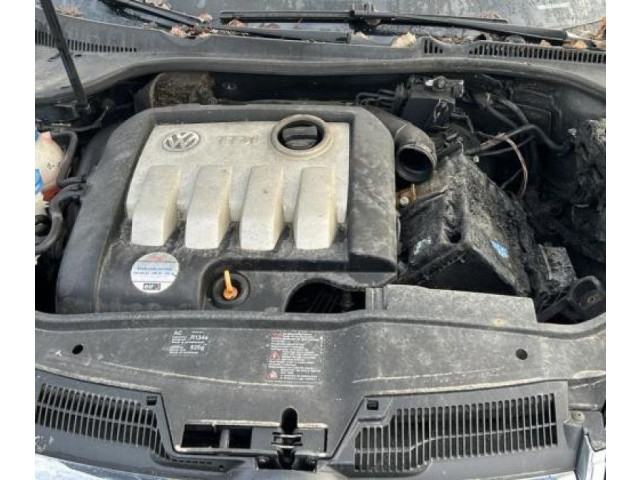 Зеркало электрическое Volkswagen Jetta V 2005 - 2010 года