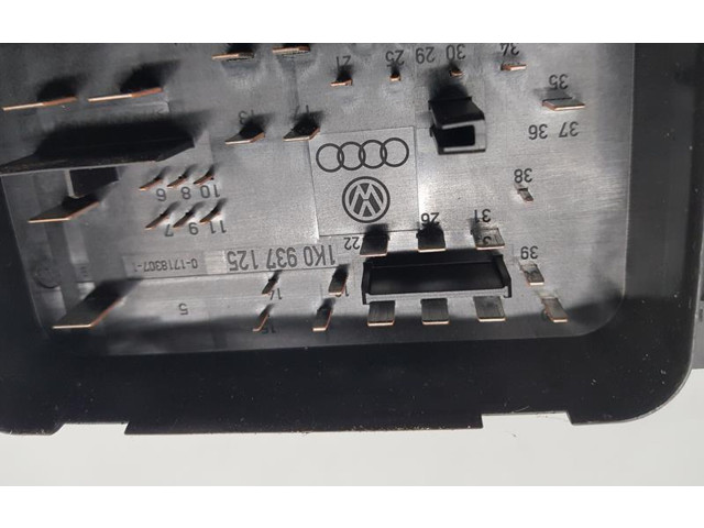 Блок предохранителей 1K0937125 Volkswagen Golf Plus