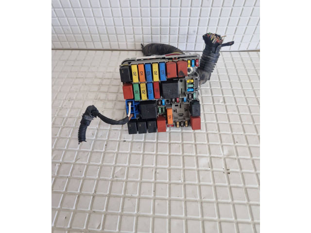 Блок предохранителей 51867698   Opel Combo D    