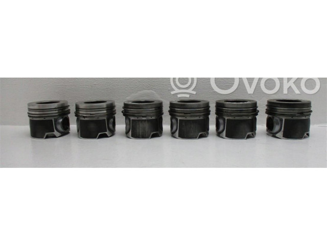 Píst    Audi A8 S8 D4 4H     