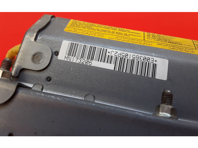 Подушка безопасности пассажира MN173206, E00365105P2J Mitsubishi Grandis
