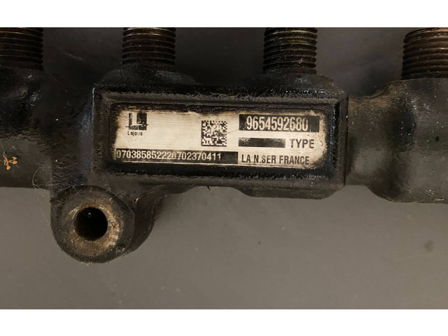 Топливная рампа 9654592680, 4120385852   Citroen C4 I  