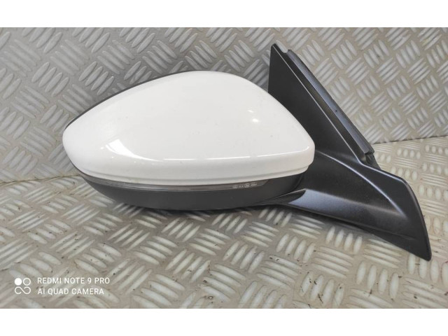 Zpětné zrcátko Peugeot 208 2021