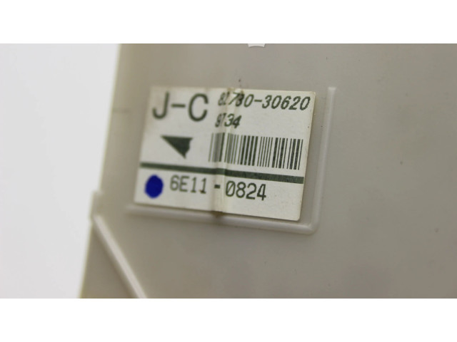 Pojistková skříňka 8273030620 Lexus GS 300 350 430 450H 2006