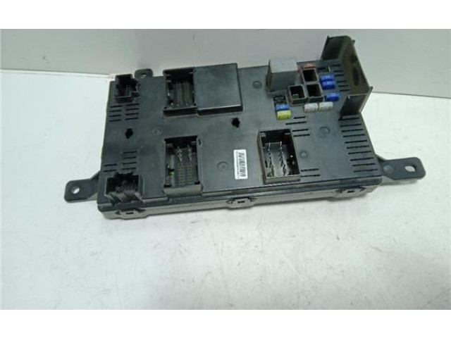 Pojistková skříňka 919584D030 KIA Carnival 2010