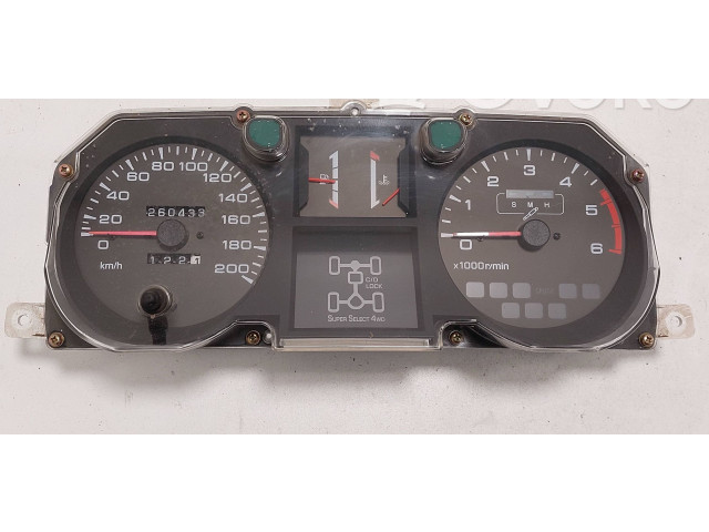 Панель приборов 769921872, 8409 Mitsubishi Montero